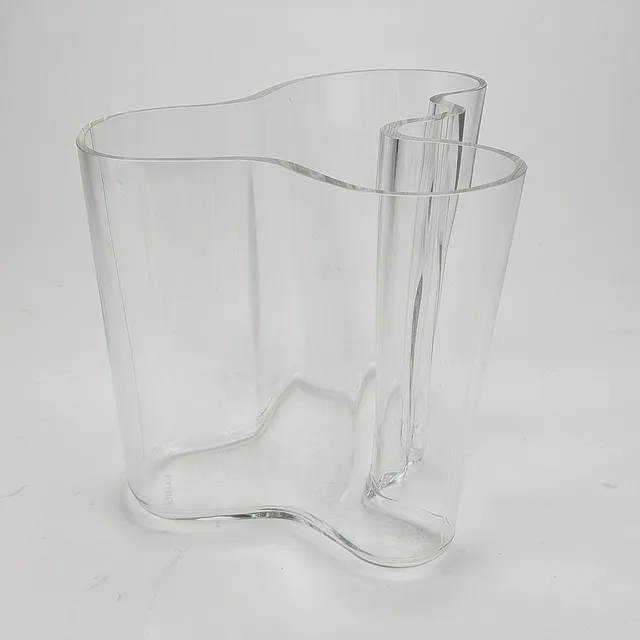 ALVAR AALTO. Vas, glas, "Savoy", Iittala, Finland.