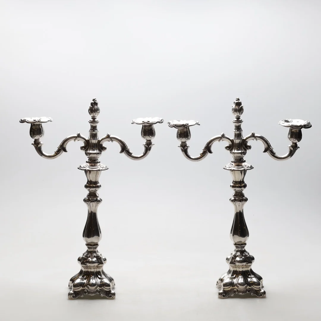 LJUSSTAKAR samt KANDELABERARMAR, 2 par, barock-stil, nysilver, 1900-tal. — Silver plated — Gomér & Andersson Nyköping
