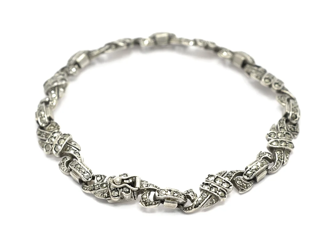 ARMBAND, silver, markasiter, längd 20 cm, vikt 20,6 g. — Smycken/Armband — Kaplans