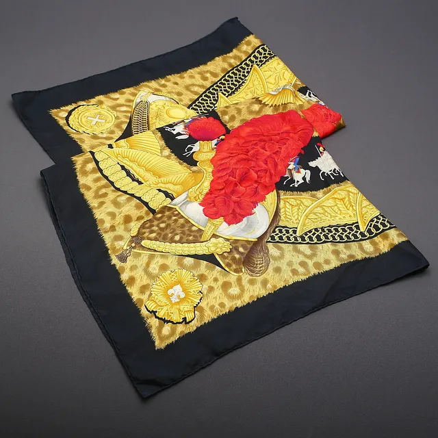 HERMÈS, scarf, siden, "Casques et Plumets" design Julia Abadie, Paris, Frankrike.