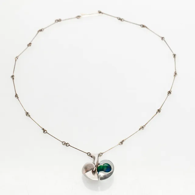 Björn Weckström, hänge, "Rymdäpple", silver, akryl, Lapponia 1979.