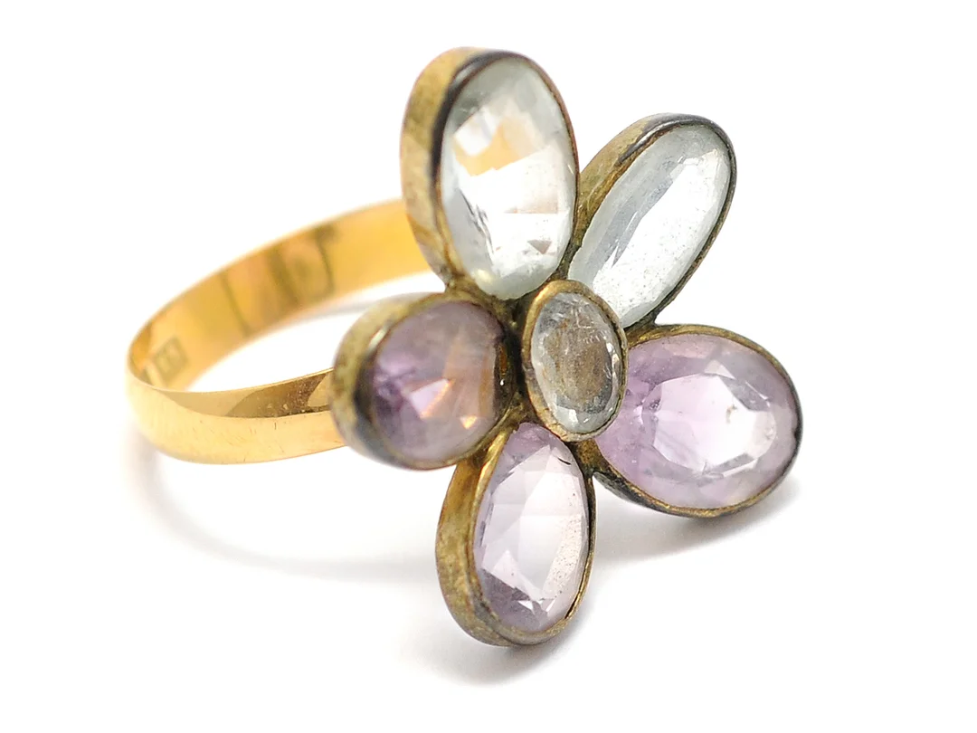RING, 18K guld/silver, blomma med kvarts, stl 17,5 mm, vikt 4,8 g. — Smycken/Ring — Kaplans