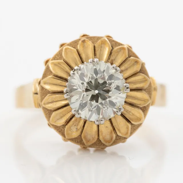 Ring, 14K guld med gammalslipad diamant ca 2 ct.