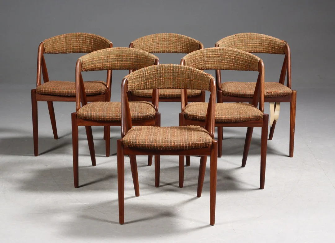 Kai Kristiansen. Seks spisestole / armstole, model 31, teak (6) — Furniture/Chairs — Lauritz
