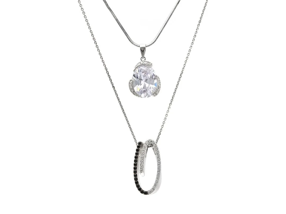 HÄNGE MED KEDJA, 2 stycken, sterlingsilver, cubic zirconia, glas, längd ca 37-44 cm, vikt 23,4 g. — Smycken/Hänge med kedja — Kaplans