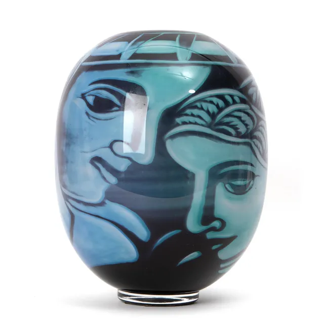 EVA ENGLUND. Vas, glas, "Unik Graal", signerad, Orrefors, 1992.