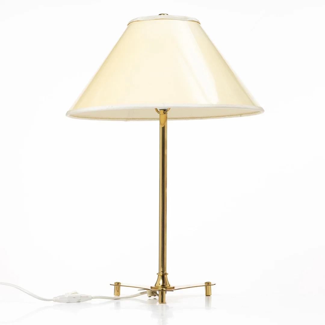 Josef Frank, Bordslampa, modell 2467, Firma Svenskt Tenn. — Belysning/Bordslampor — Bukowskis