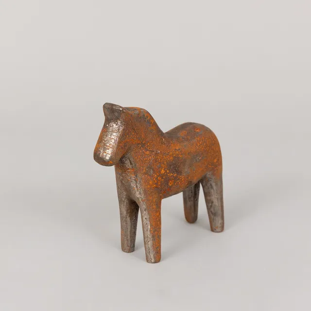 SKULPTUR, Dalahäst, "Raw", järn, märkt A P G.