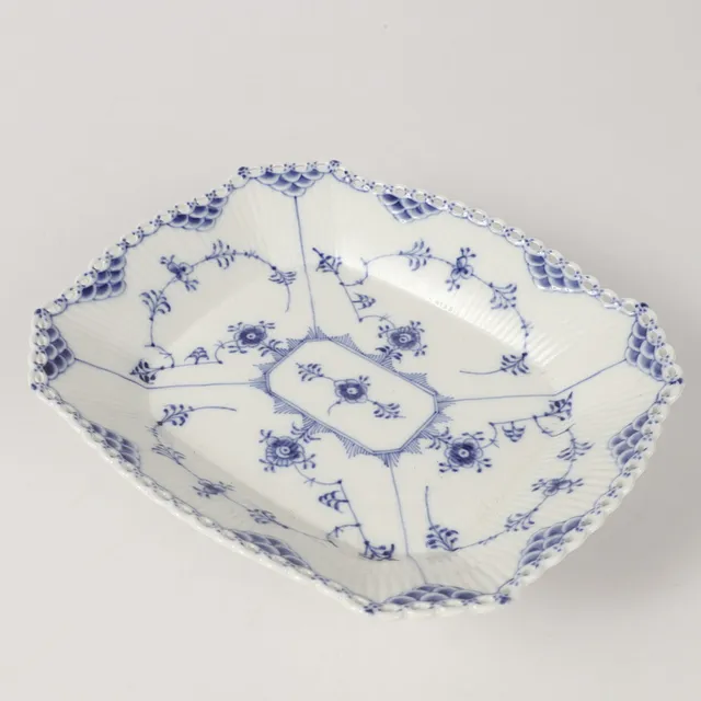 FAT, "Musselmalet", porslin, Royal Copenhagen, Danmark.