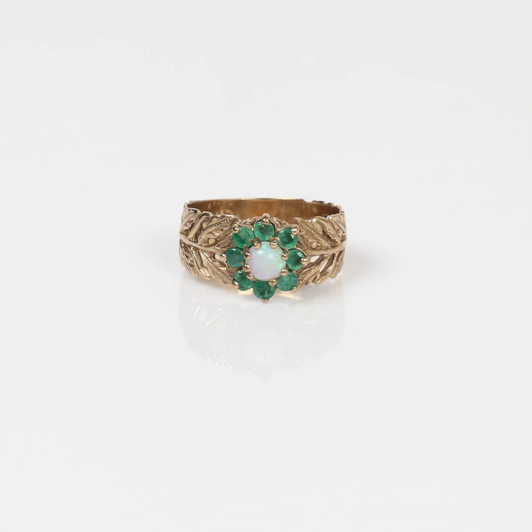 VINTAGE 9CT GOLD OPAL AND EMERALD CLUSTER RING. — Rings — Bishop & Miller