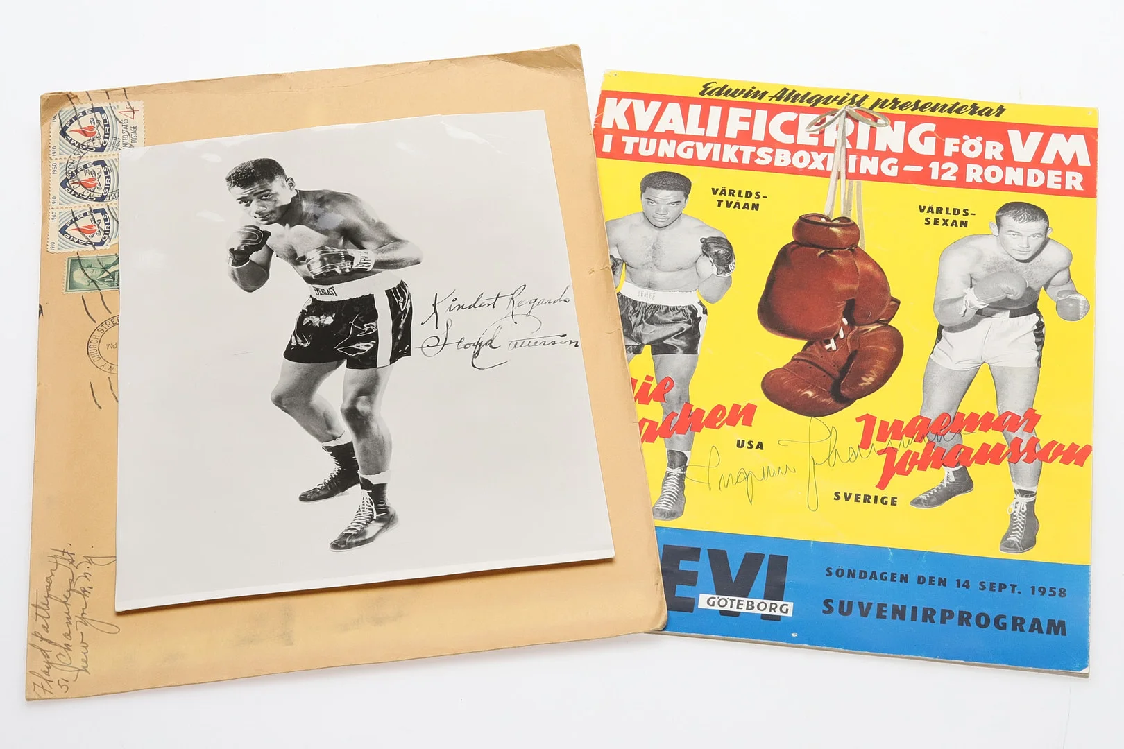 SIGNERAD BOXNINGSMEMOARBILIA, program för matchen 1958 & ett fotografi, Floyd Pattersson och Ingemar "Ingo" Johansson. — Sports memorabilia — Örebro Stadsauktioner