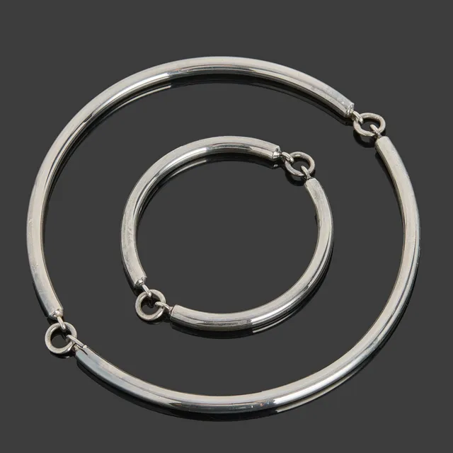 KAIJA AARIKKA (Finland, 1929-2014). Collier och armring, sterlingsilver, Ilmari Puhakka, Aarikka, 1979.