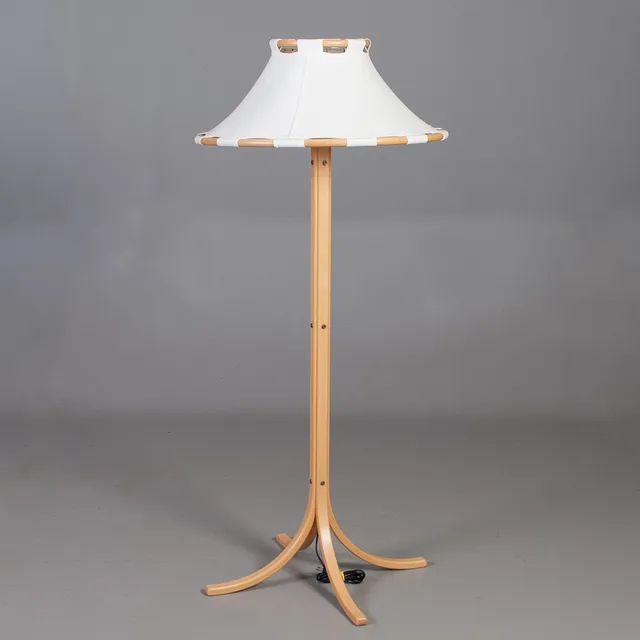 ANNA EHRNER. För Ateljé Lyktan, golvlampa "Anna", bok och canvas, 1900-talets 2:a hälft.