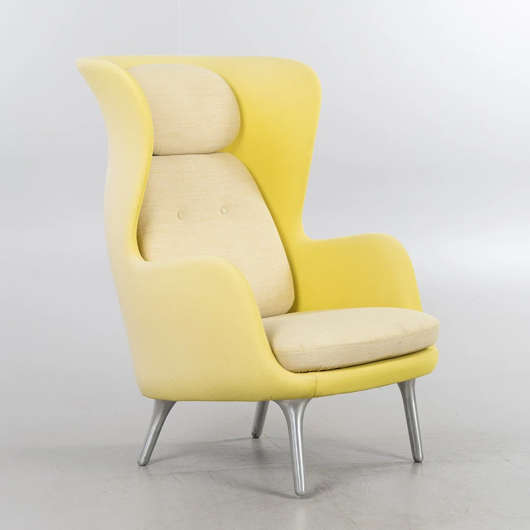 JAMIE HAYON. Fåtölj, "RO JH1" för Fritz Hansen. — Armchairs & Chairs — Stockholms Auktionsverk Helsingborg