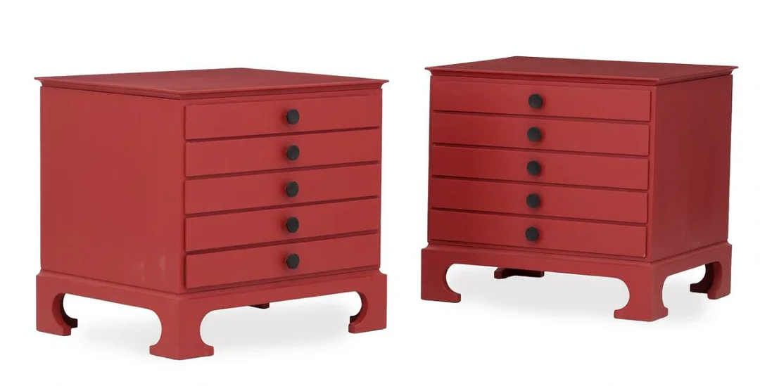 A pair of reddish painted chests for drawings. Front with each five drawers, circular black stained wooden handles. Made approx. 1920. H. 72 cm. W. 77.5 cm. D. 64 cm. (2) — Modern Furniture — Bruun Rasmussen
