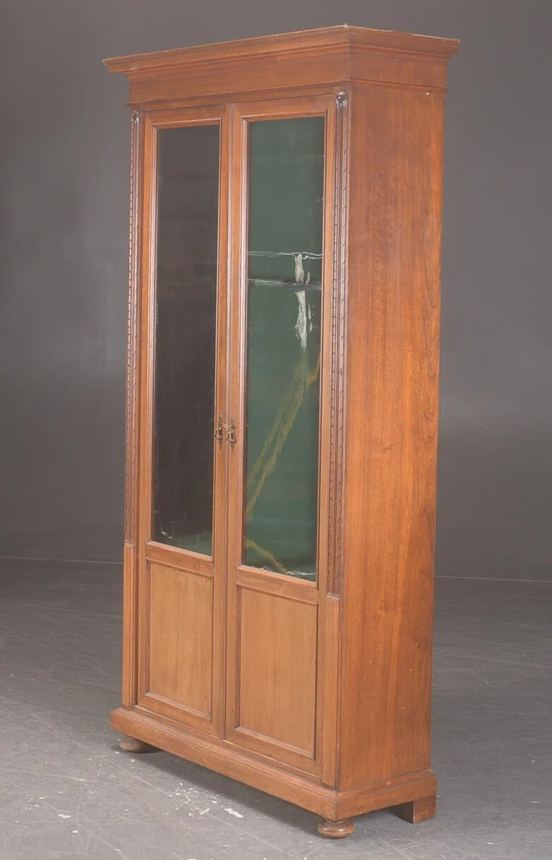 Geværskab af mahogni — Furniture/Cabinets, chests of drawers — Lauritz