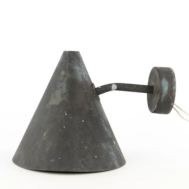 HANS-AGNE JAKOBSSON. Utomhusbelysning, "Tratten", koppar.
