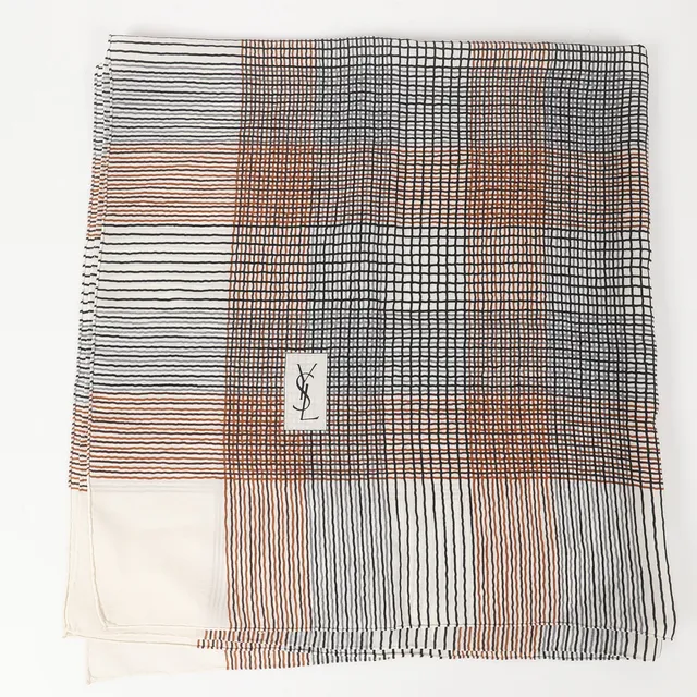 YVES SAINT LAURENT. Scarf, siden, Frankrike.