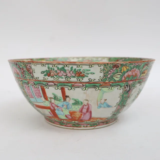 SKÅL, kina, kanton, 1800-1900-tal, med handmålad dekor med figurer.