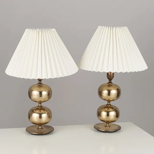 HENRIK BLOMQVIST. Bordlamper, et par, messing, AB Stilarmatur Tranås, 1960'erne. Sverige (2).
