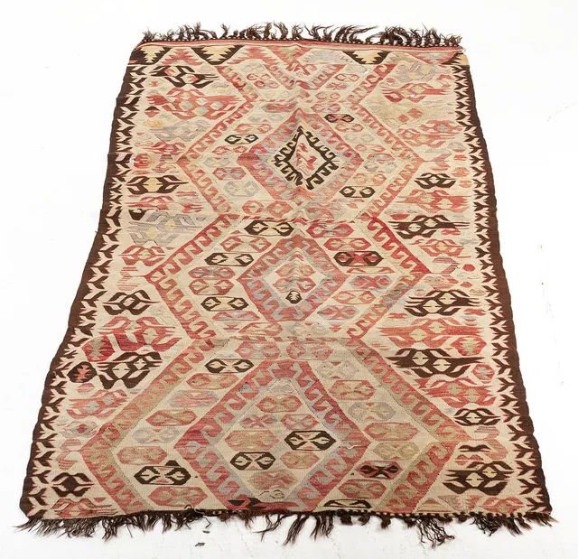 MATTA, Kelim ca 295 x 135 cm.