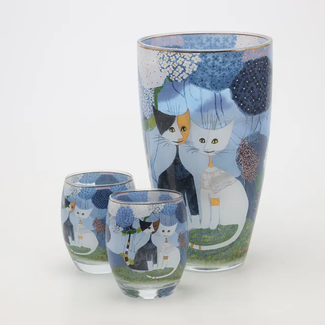 ROSINA WACHTMEISTER. VAS samt LYKTOR, 3 delar, glas, "Micio e Micia", Goebel.