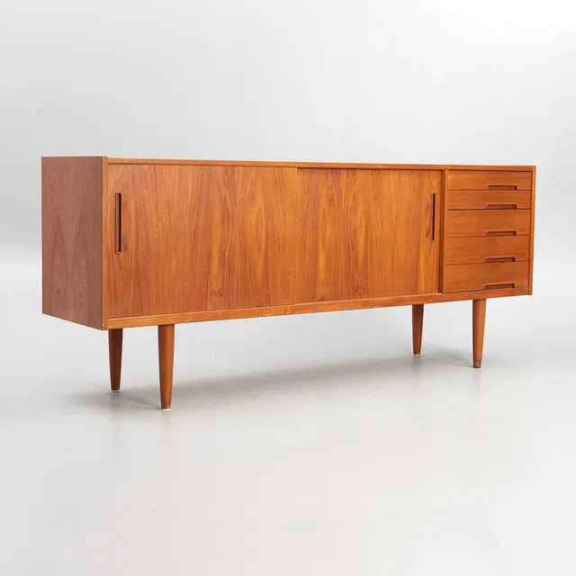 NILS JONSSON. Sideboard, ''Trento'', teak, Troeds, 1960-tal.