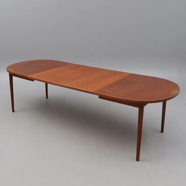 NILS JONSSON. MATBORD, med 2 st iläggsskivor, teak, Modell ove, teak, Troeds, Bra Bohag, brännmärkt, 1960-tal.