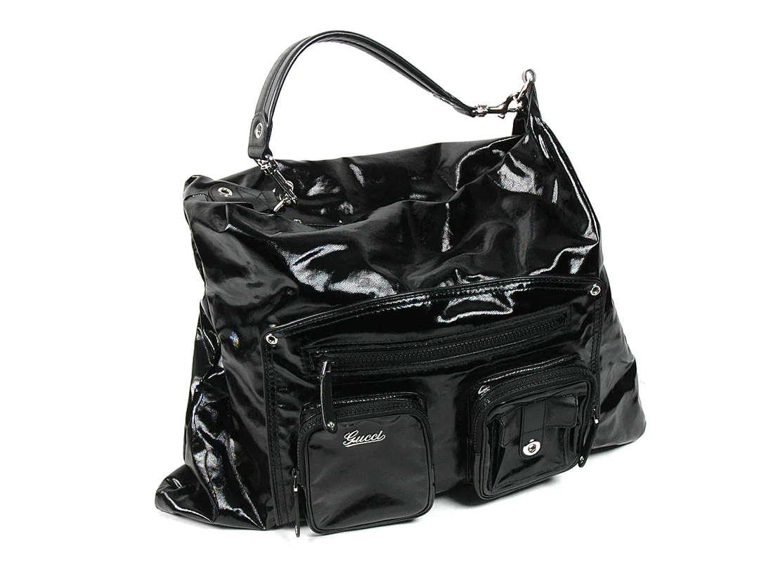 VÄSKA, GUCCI svart lack/skinndetaljer 62x40 cm dustbag — Accessoarer/Väskor — Kaplans