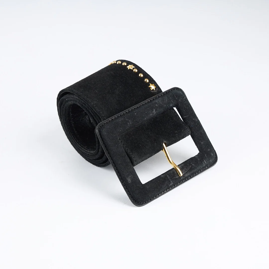 YVES SAINT LAURENT, bälte, svart mockaläder, dekor i gulmetall. — Vintage & Designer Fashion — Stockholms Auktionsverk Helsinki
