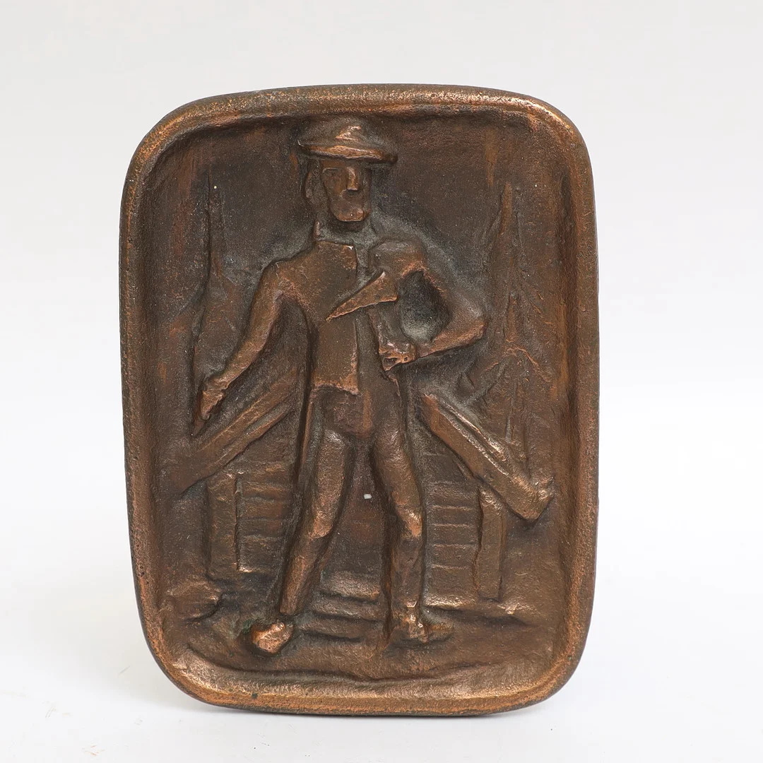 ALLAN EBELING. Väggskulptur, "Tunaknape" brons, signerad. — Sculptures & Bronzes — Falun Auktionsbyrå