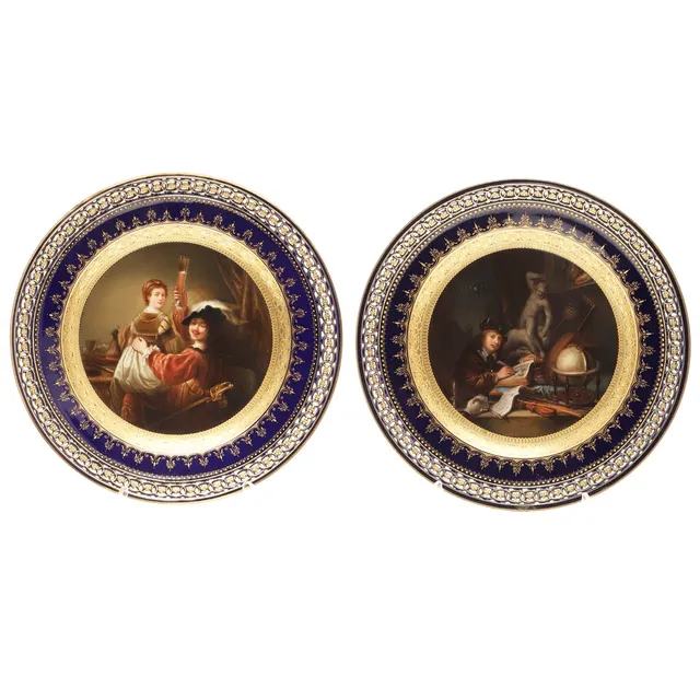 PAIR OF MEISSEN PLATES - REMBRANDT & GERARD DOU.