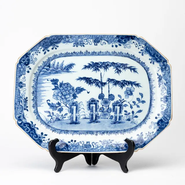 STEKFAT, porslin, Kina, Qianlong (1736-1795).