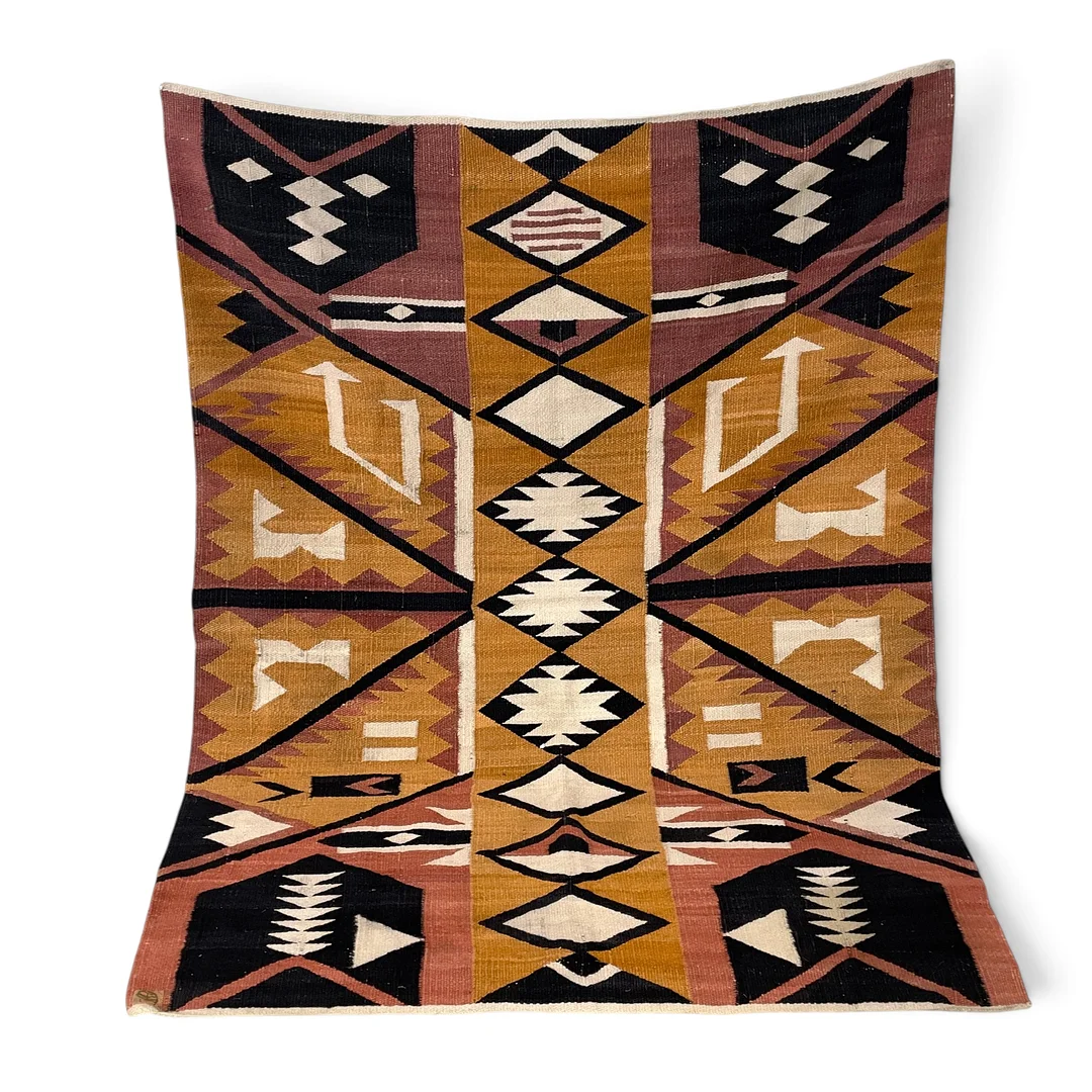 MATTA, Kelim, handvävd, ca 192x142 cm. — Carpets — Roslagens Auktionsverk