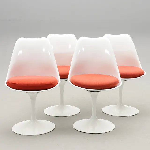 EERO SAARINEN. STOLAR, 4 st, Tulip, Knoll International 1960-tal. Proveniens: Sydsvenska Dagbladet, Malmö.