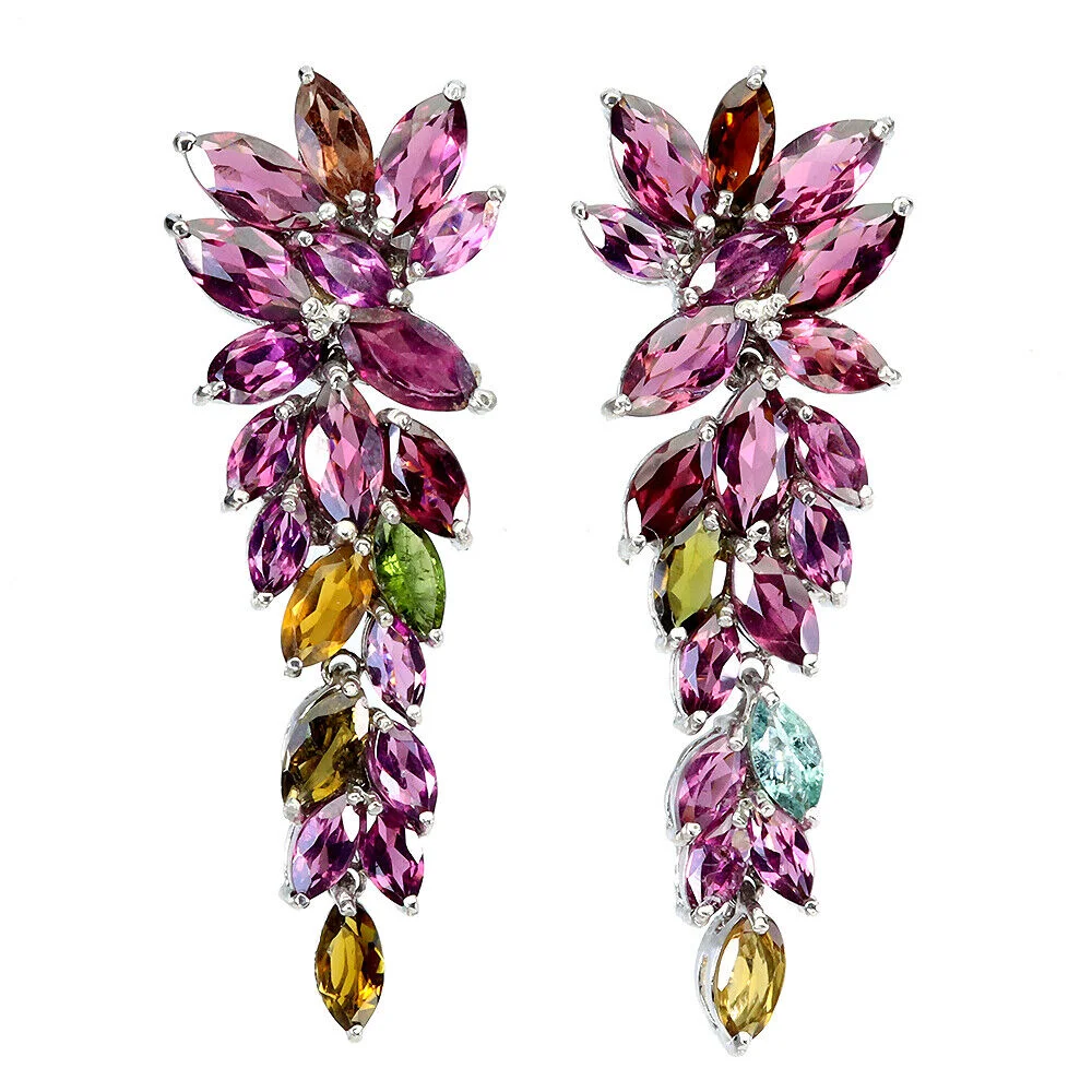 Earrings made of rhodium-plated sterling silver adorned with garnets and tourmalines. — Jewellery/Earrings — Lauritz