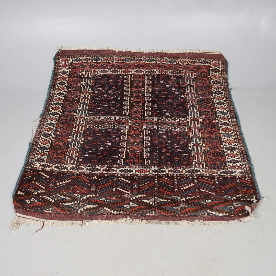 UNUSUAL YOMUT TURKMEN HATCHLI. — Persian Carpets & Textiles — Lawrences Auctioneers