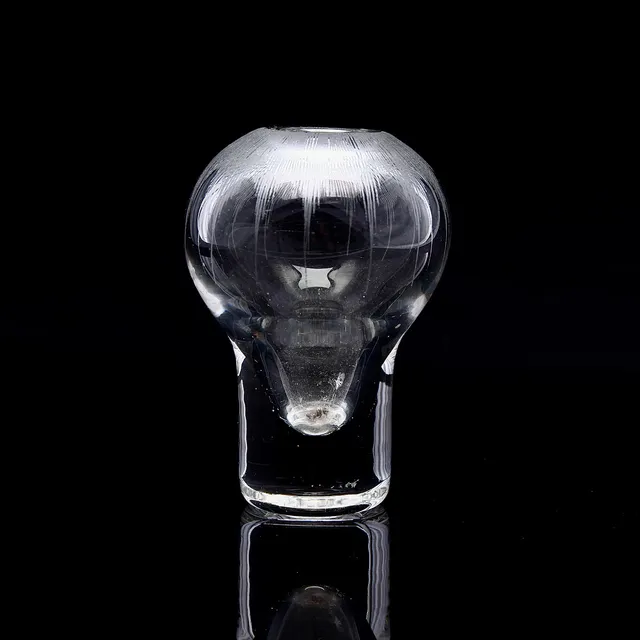 BENGT ORUP. Vas, dekorslipad, Johansfors Glasbruk, signerad.