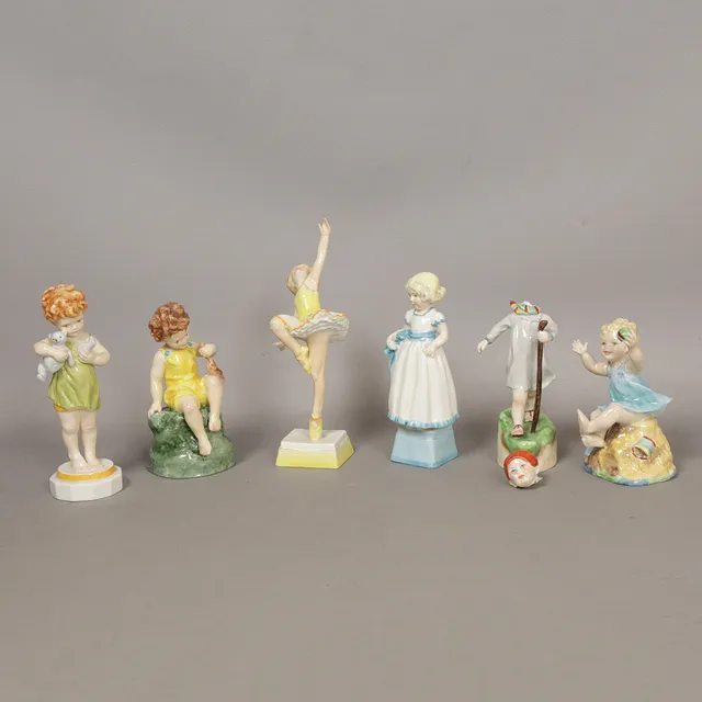 SIX ROYAL WORCESTER DAYS OF THE WEEK FIGURES (6).