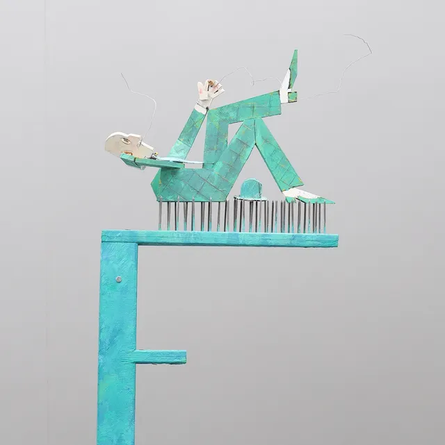 LARS OLSON. Väggskulptur, "Fakiren".
