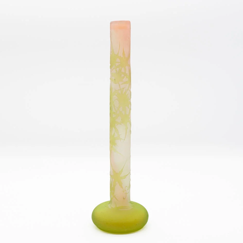 EMILE GALLÈ. CAMEO-GLASVASE, JUGENDSTIL, UM 1900, FRANKREICH, BLATTWERK DEKOR, UNTEN SIGNIERT. — Art glass — Kunst- und Auktionshaus Kleinhenz