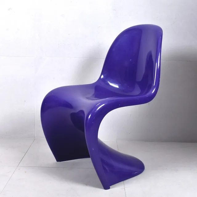 VERNER PANTON. Stol, modell Panton Chair, plast, Herman Miller/Fehlbaum, Schweiz, 1971.