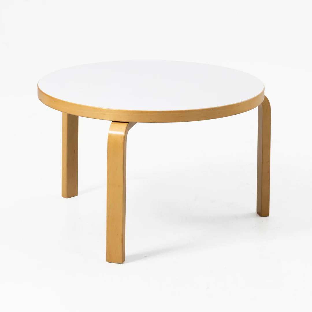 Alvar Aalto, Soffbord, Artek, 1900-talets slut. — Design/Möbler — Bukowskis