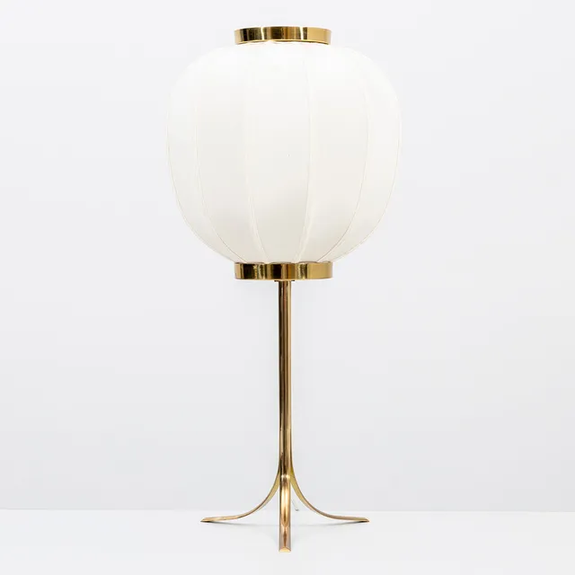 JOSEF FRANK. Bordslampa, modell 2349, mässing, för Firma Svenskt Tenn.