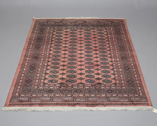 MATTA, orientalisk, 227 x 165 cm.