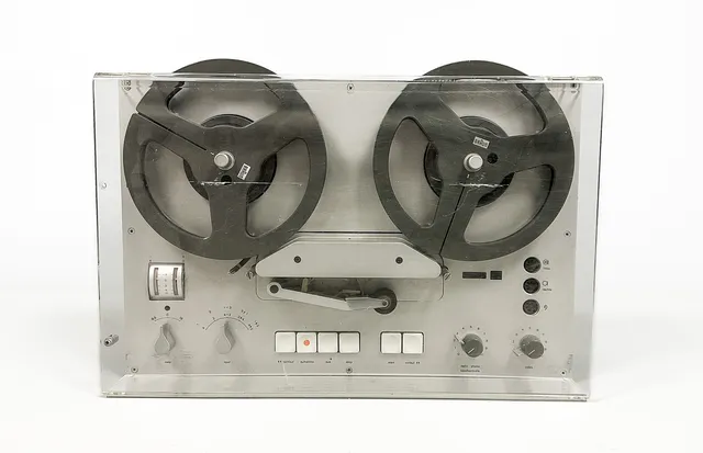 DIETER RAMS. BRAUN, rullbandsspelare, "Reel to reel tape player", TG 504, 1969-73.