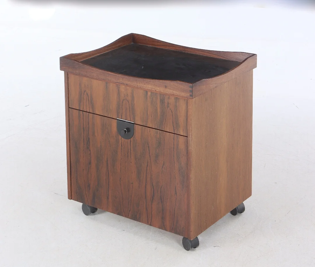 Rosewood bar cabinet, 1960s-70s — Furniture/Cabinets, chests of drawers — Lauritz