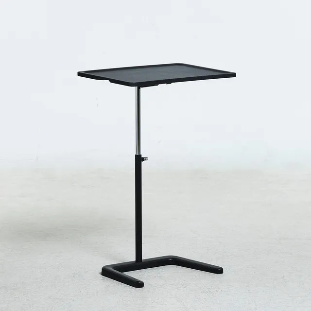 JASPER MORRISON. "NesTable", podium/sidobord, Vitra, stomme i svartlackerad metall, reglerbar skiva.