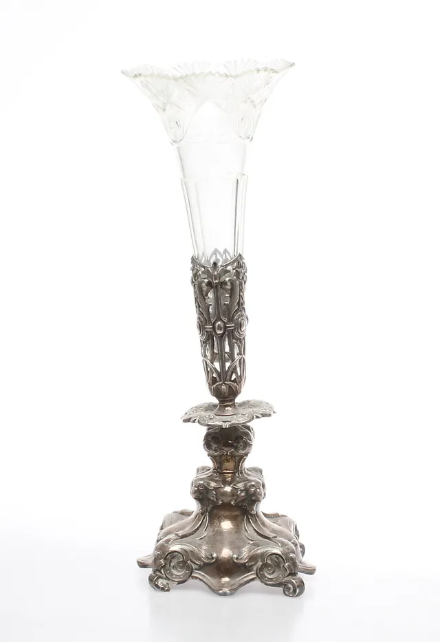 VAS, nysilver samt glas, A.G. Dufva, tidigt 1900-tal.