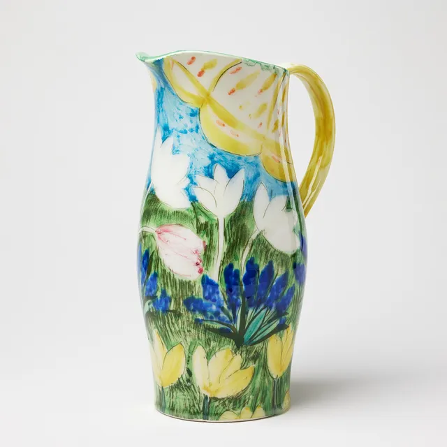 DORRIT VON FIEANDT. Kanna, Arabia, polykrom dekor av blommor.